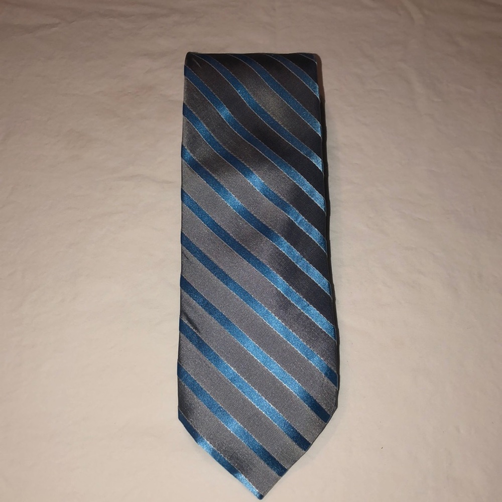 Men’s esquire neck tie
